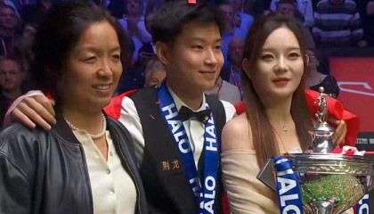 开云登录入口地址-黑球一哆嗦，冠军气质漏了气？赵心童的“大心脏”真学不来|吴宜泽|天才少年|学费|球员|丁俊晖_新浪体育_新浪新闻