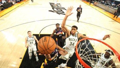 开云登录入口地址-火线归来送惊天大帽 雄鹿还需要字母哥做的更多